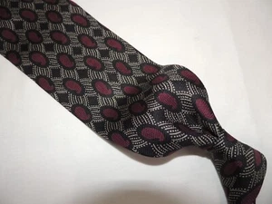 Super Vintage Giorgio Armani Cravatte Men's 100% Silk Necktie Tie 56X3.7/8 - Picture 1 of 6
