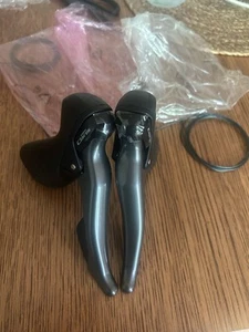 New Authentic Shimano Claris STI ST R2000 Shift Brake Levers Set 2x8 Speed - Picture 1 of 3