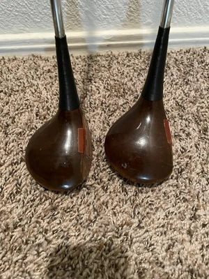 Wilson Caqui Woods Modelo DS Reg. No. Driver y Brassie diestro 4353 Foto 1 de 4