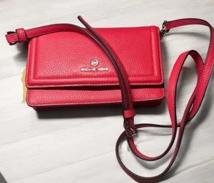 Michael Kors Jet Set Charm Small Phone Wallet Crossbody in Geranium NWT - Picture 1 of 8