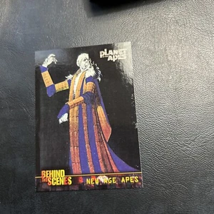 B18s Planet Of The Apes Movie 2001 Topps #89 New Age Apes Sandra Art - Picture 1 of 2