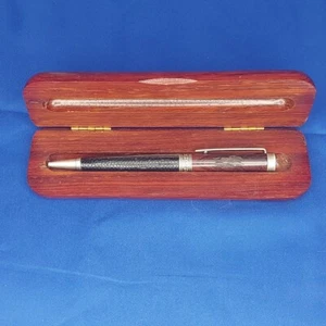 Bolígrafo de recuerdo de madera en estuche de Lone Star Park Grand Prairie TX - Imagen 1 de 10