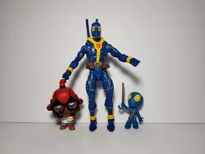 Deadpool Marvel Legends Series-X-Men Suit + Mini Blue & Barista Deadpool - Picture 1 of 12