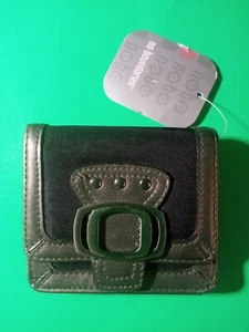 No Boundaries Coin/Change Wallet - Picture 1 of 7