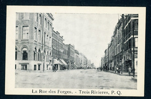 CANADA VINTAGE MINI PHOTO-CARD RUE DES FORGES TROIS RIVIERES QC. 9x5.7 cm ! X33