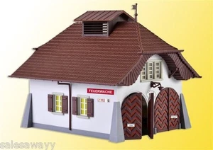 Kibri 38032 Ländliche Feuerwache inkl. Hausbeleuchtungs-Startset, Bausatz, H0 - Bild 1 von 2