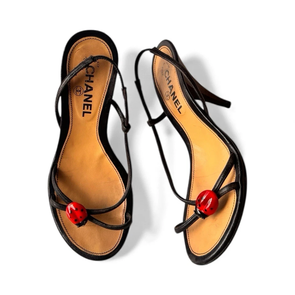 Chanel Ladybug Tacones Negro Ladybird Súper Raro Talla 37.5 Con Caja Foto 1 de 1