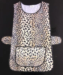 NEU DAMEN LEOPARDENMUSTER SEITLICHE KNÖPFE OVERALL WAPPENROCK VORNE TASCHE PUTZSCHÜRZE - Bild 1 von 1
