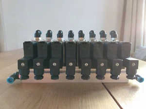 Festo CPE18-3/2-PRS-3/8-8 Verteiler mit 8 Magnetventilen CPE18-M1H-3GL-1/4 - Bild 1 von 5