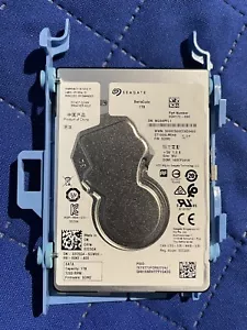 Seagate BarraCuda 1TB ST1000LM049 7200 RPM SATA Hard Drive With Frame - Picture 1 of 1