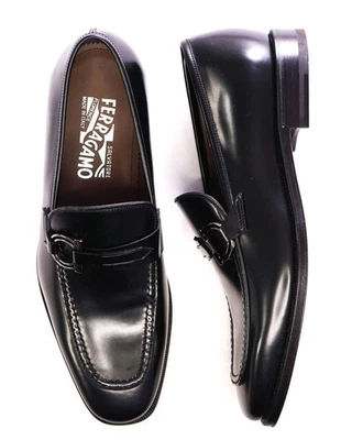 $950 FERRAGAMO - Black "ROLLY" Leather Loafers - 7.5 EE - Image 1 of 4