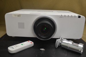 Panasonic PT-EW530U  WXGA Projector  W/ Attachments        (Gar)