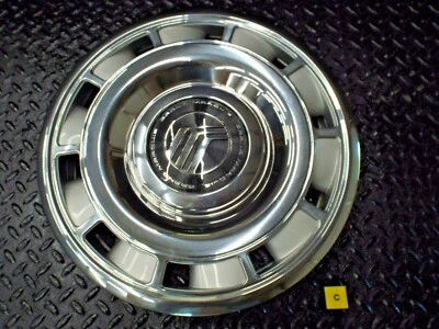 1 cubierta de rueda NOS 1987 1988 1989 1990 1991 Mercury Grand Marquis/Colony Park C Foto 1 de 4