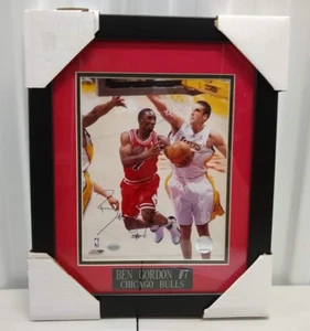 Ben Gordon - Chicago Bulls - handsigniertes 8x10 Foto - gerahmt & mattiert - Bild 1 von 2