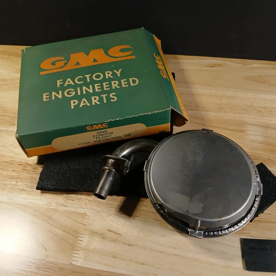Camión GMC 1948-1961 flotador de aceite D8 #2136008 nuevo de fábrica OEM gasolina Foto 1 de 3