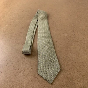 Hermes Men's Green Printed Silk Classic Neck Tie - Picture 1 of 6