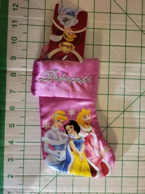 Mini Medias Disney 5 Princesas/1 Campanilla. Foto 1 de 4