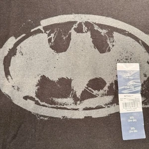 Camiseta Batman 3XL Para Hombre Negra Gráfica DC Cuello Redondo Nueva Logo Estilo Grunge - Imagen 1 de 3