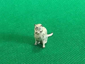 Britains Katze, (limettengrün 843) - Bild 1 von 6