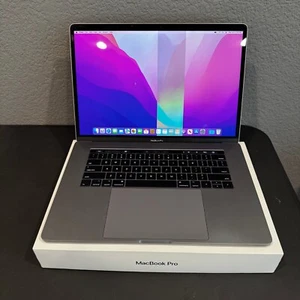Apple MacBook Pro BAD LCD 15.4" 2017 Space Gray Intel Core i7 2.90 GHz 512 GB - Afbeelding 1 van 16