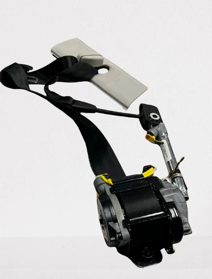 2012-2015 Volkswagen Passat Front Driver Seat Belt Retractor Assembly Black Used - Изображение 1 из 1