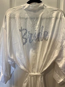 Victorias Secret Flounce Satin Luxe Kimono Bride Robe One Size White Pink Label - Picture 1 of 6