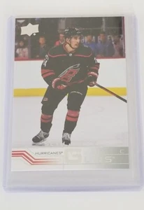 2022-23 UD EXTENDED SETH JARVIS #YG-5 RETRO YOUNG GUNS CAROLINA HURRICANES SSP🔥 - Picture 1 of 2