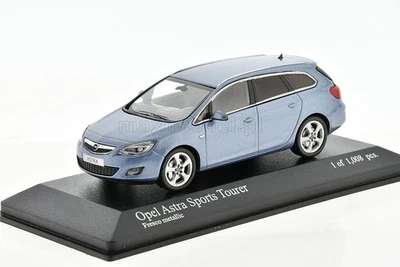 OPEL Astra Sports Tourer Blue met. 2010 1/43 MINICHAMPS 400049012 - Image 1 of 4