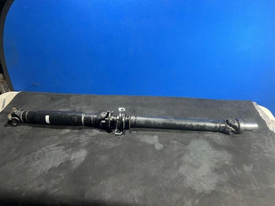 Eje de transmisión trasero genuino 01-05 Lexus IS300 transmisión automática sedán OEM Foto 1 de 4