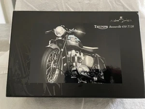 Minichamps 1:12 Triumph Bonneville 650 T-120 1959 Clasic Bike Series #7 - Picture 1 of 12