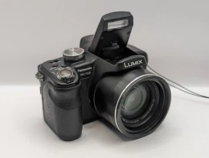 Panasonic Lumix DMC-FZ28 10mp Working - Picture 1 of 17
