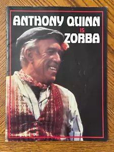 Folleto del programa de recuerdo musical Anthony Quinn Is Zorba con inserto 1983 - Imagen 1 de 16