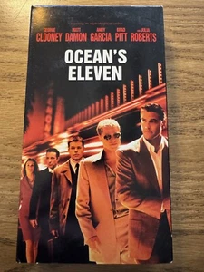 Oceans Eleven (VHS, 2002) Brad Pitt, George Clooney, Andy Garcia, Julia Roberts - Picture 1 of 8