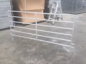 Sheep and Goat Portable Yard Panel 2mm Thick - Picture 1 of 3
