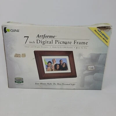 GiiNii Artforme 7-inch Digital Picture Frame With Real Wood GN-705W 1000 Pics - Image 1 of 4