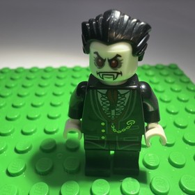 LEGO MONSTER FIGHTERS -- LORD VAMPYRE DRACULA MINIFIGURE 9464 LV34