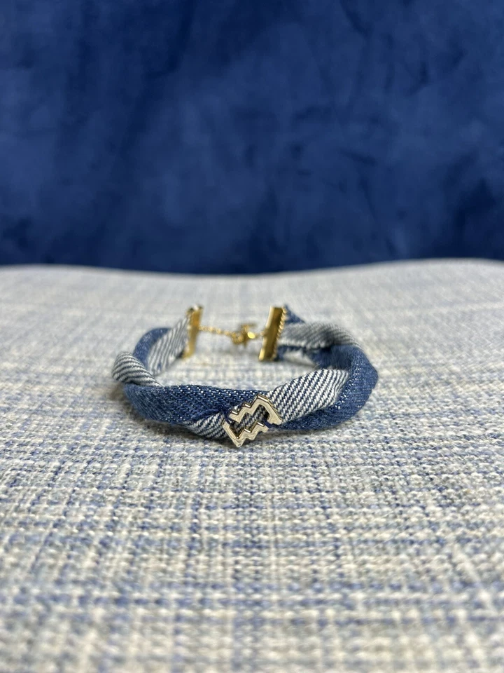 Pulsera Denim Zodiaco Hecha a Mano Foto 1 de 4
