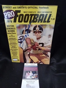Anuario oficial de Street & Smith 1976 firmado por Terry Bradshaw JSA -1 # - Imagen 1 de 5