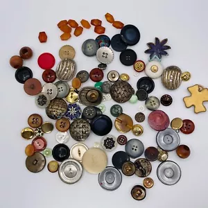 Lotto perline bottoni vintage colori misti misure metallo bachelite plastica Mil artigianato *LEGGI - Foto 1 di 13