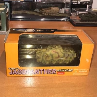 DRAGON ARMOR 62011 VALUE + JAGDPANTHER s.Pz.Abt.654 WESTERN FRONT 1944 1/72 TANK - Image 1 of 4