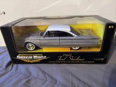Ertl American Muscle Memories 1960 Ford Starliner White Diecast 1:18 Scale - Image 1 of 4
