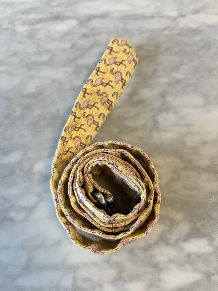 Cinturón flamenco rosa Vineyard Vines: talla mediana. Amarillo. GTH. Preppy. Seda Foto 1 de 4