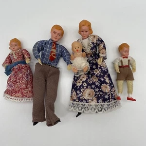 Vintage German Caco? Puppen Puppenhaus Familie 4 Faden gewickelt und Baby LESEN Sie mehr - Bild 1 von 19