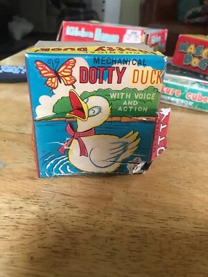  1950s 60's Wind Up MECHANICAL DOTTY DUCK toy w Orig BOX Works made in Japan - Image 1 of 4