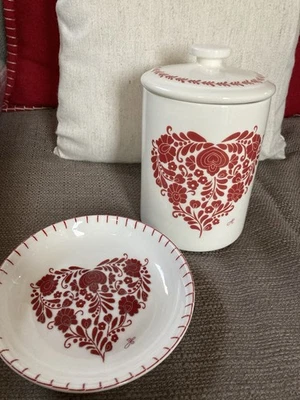 Jan Constantine  heart storage jar and pin dish    - Image 1 of 4