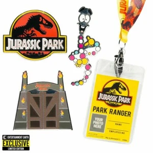 Cordino Jurassic Park Monogram, supporto ID ranger e set spille smaltate esclusiva EE - Foto 1 di 1