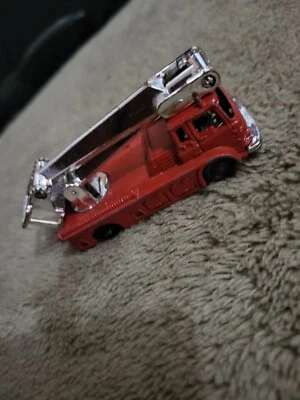 Husky Simon Snorkel Fire Engine - Excellent Vintage Original Model - Image 1 of 4