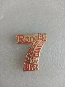 Manchester United legends pin badge (BRAND NEW) FREE POSTAGE!!! - Picture 1 of 4