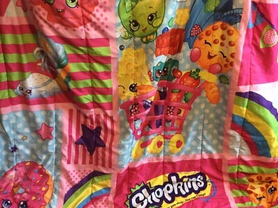 Edredón doble reversible rosa Shopkins con 1 sábana plana Foto 1 de 4