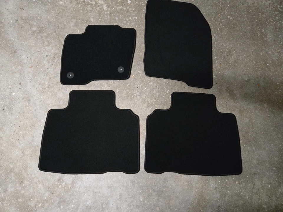 Juego de 4 alfombrillas negras Ford Edge 2023 2024 2025 OEM NUEVAS Foto 1 de 4